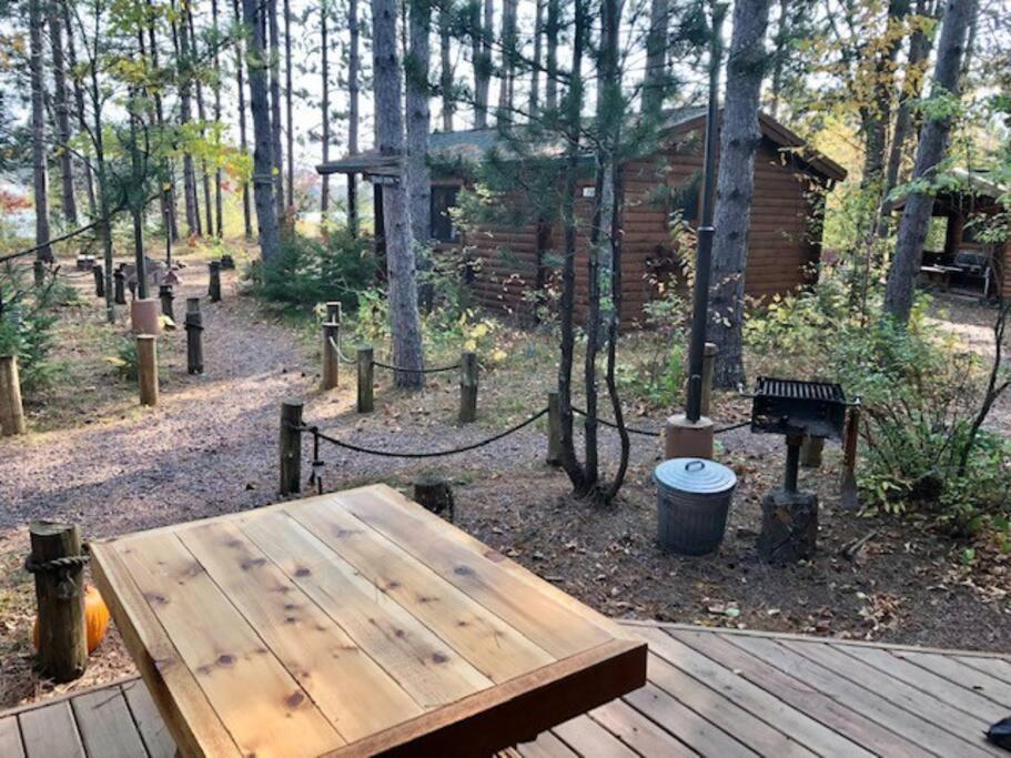 Honeybear Hideaway Cabin ヘイワード エクステリア 写真